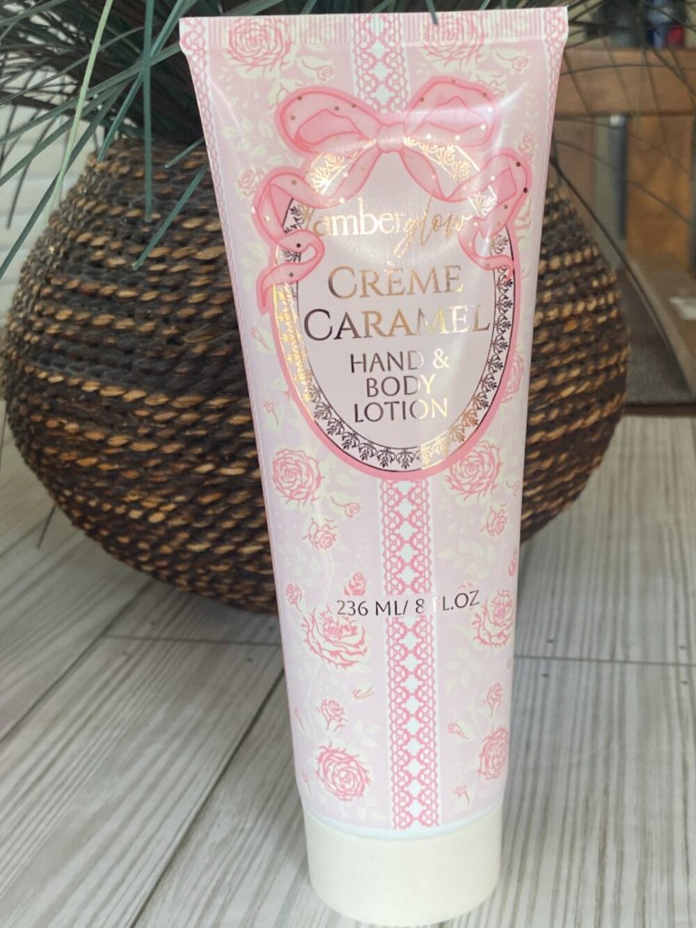 5/$10  Amber Glow Hand & Body Lotion CREME CARAMEL